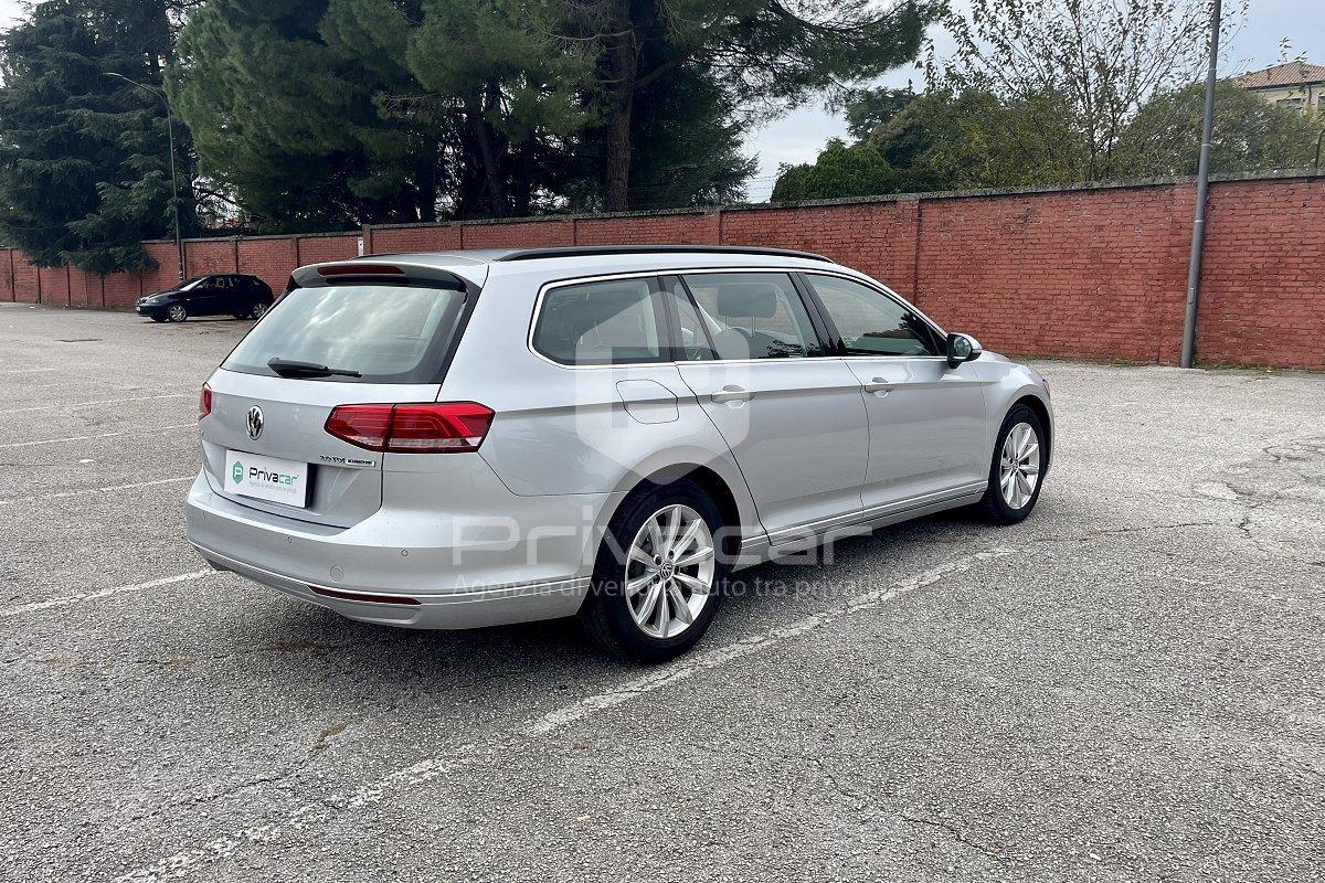 VOLKSWAGEN Passat Variant Businessline 2.0 TDI DSG BlueMotion Tech.