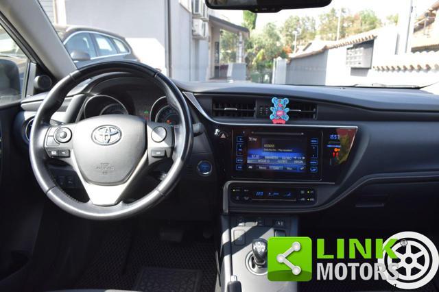 TOYOTA Auris 1.8 Hybrid Lounge