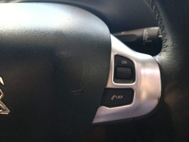 PEUGEOT 208 1.4 8V HDi 68CV 5p. Allure