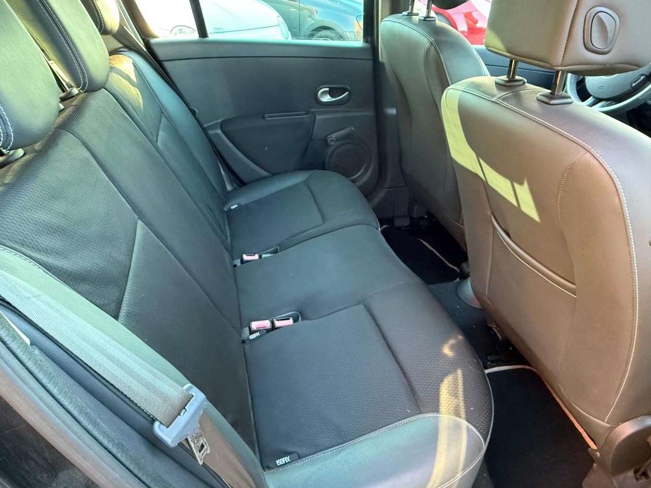 Renault Clio 1.2 16V 5 porte Le Iene