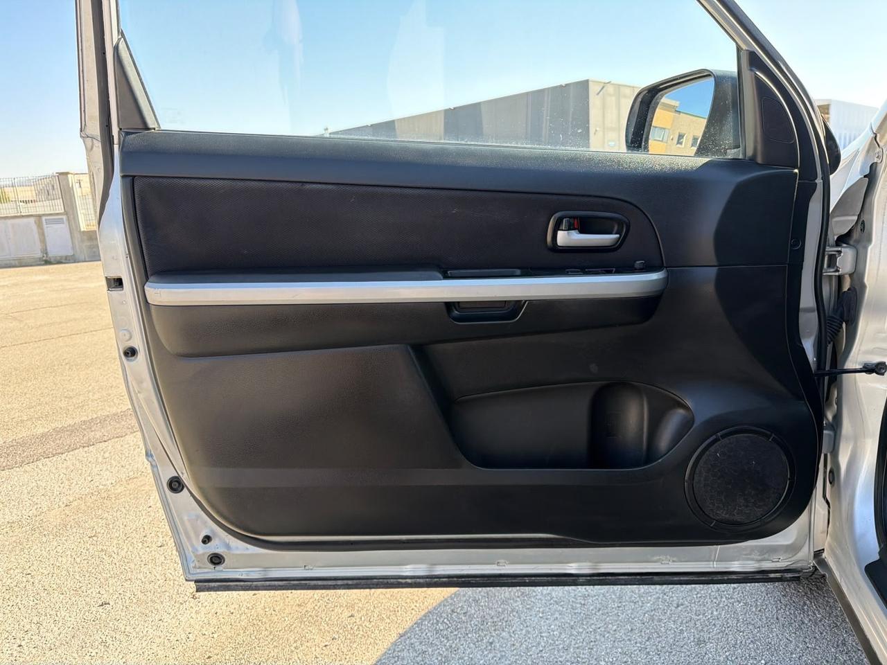 Suzuki Grand Vitara 1.9 DDiS 3 porte