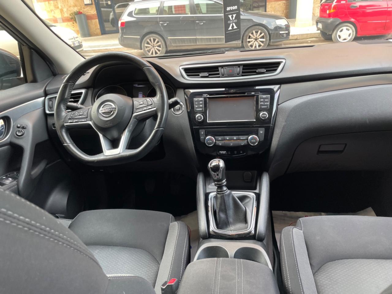Nissan Qashqai 1.5 dCi N-Connect " TETTO NAVY LED 360"