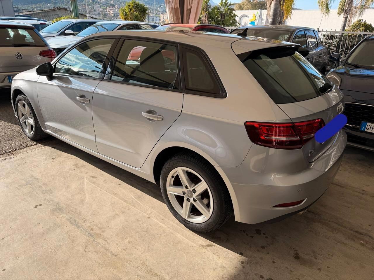 Audi A3 2018 1.6 TDI 116 CV S-Tronic Tagliandi Audi Certificati
