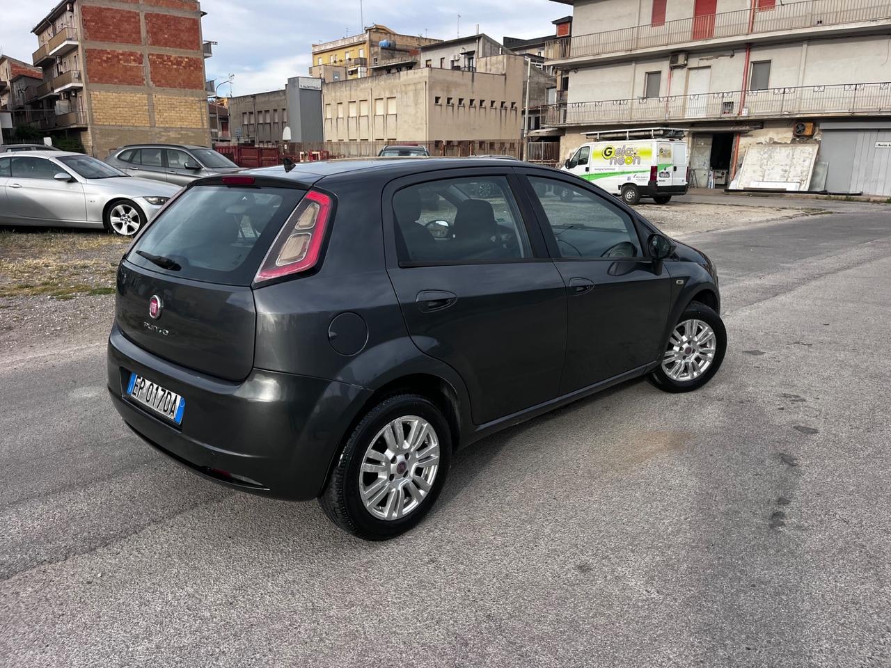 Fiat Grande Punto Easy 2013 1.2 benzina superaccessoriata