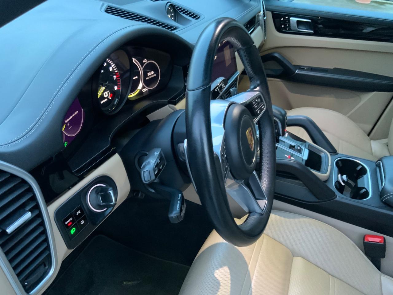 Porsche Cayenne Coupé 3.0 V6 E-Hybrid BOSE.SOSPENSIONI.SED VENT.SCARICHI SPORT.