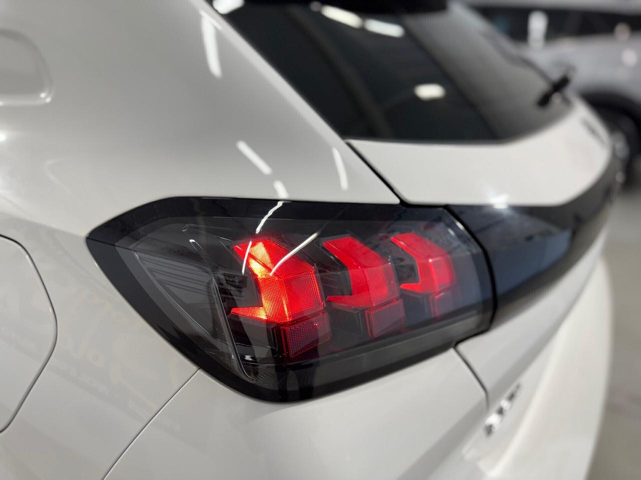 Peugeot 208 BlueHDi 100 Stop&Start 5 porte Active Pack