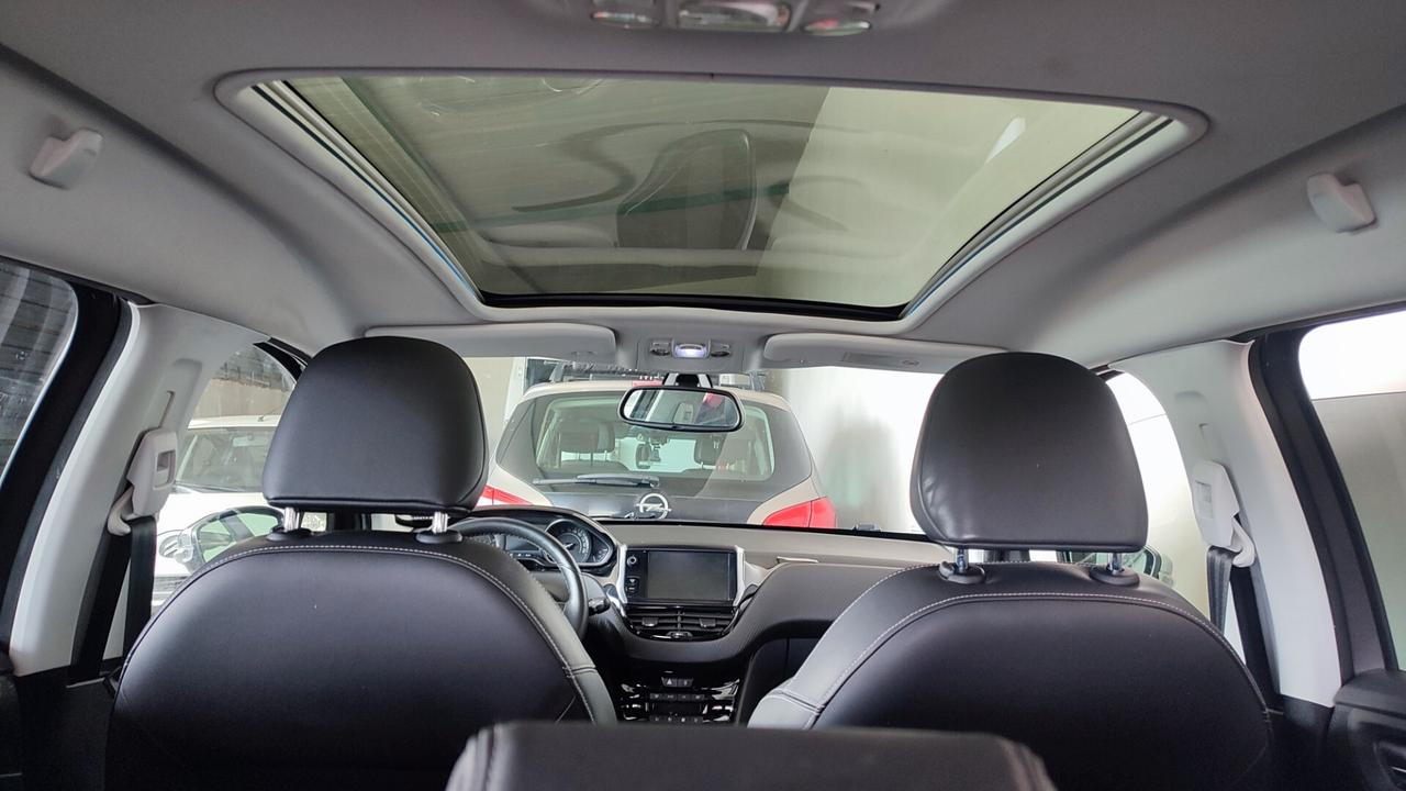 PEUGEOT 2008 NO ADBLUE TETTO PANORAMICO