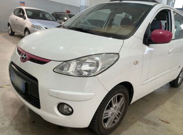 Hyundai i10 Fiorucci con tetto apribile 53.000km