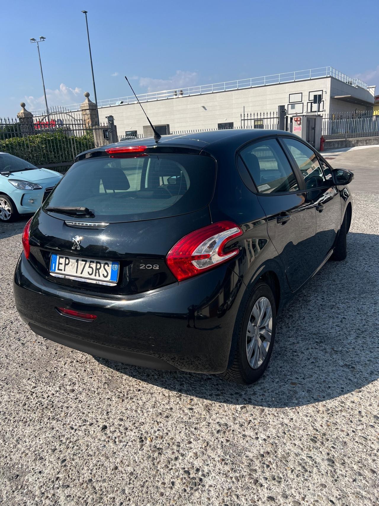 Peugeot 208 1.2 VTi 82 CV 5 porte Access