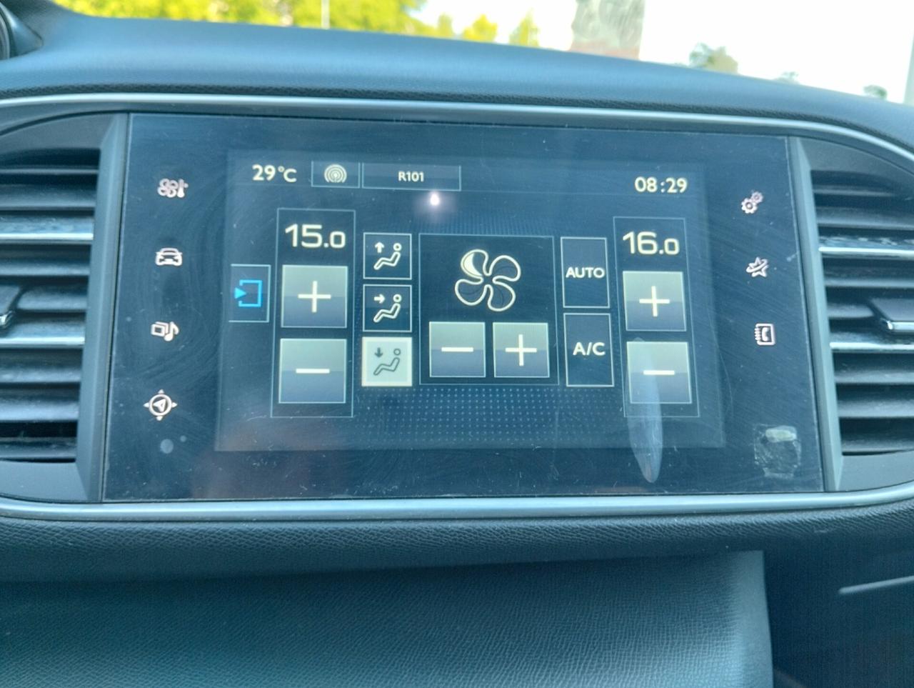 Peugeot 308 BlueHDi 120 S&S Allure