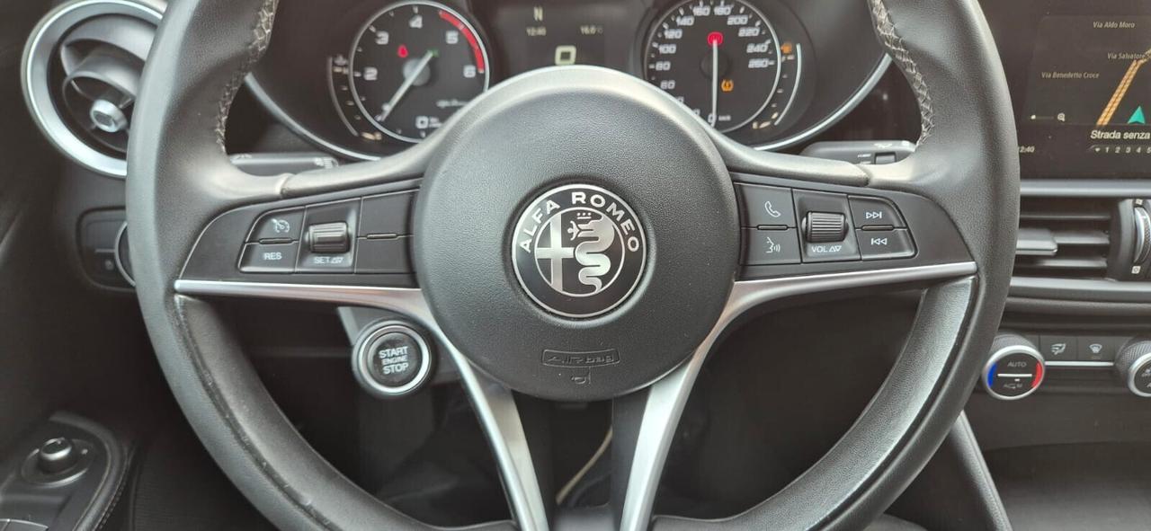 Alfa Romeo Giulia 2.2 Mj 150CV Bus.-km82.000-2017