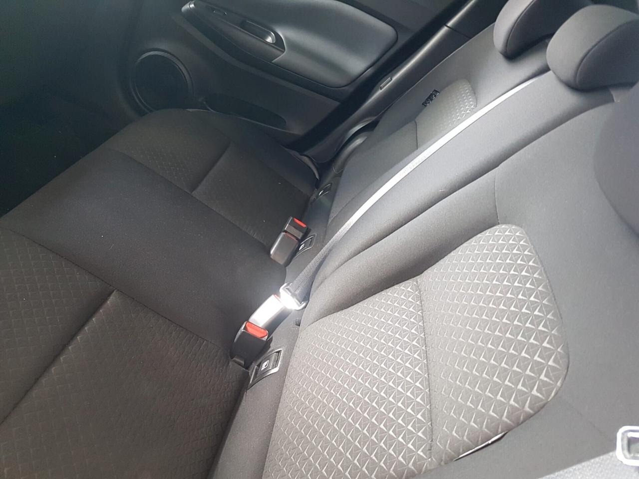 Nissan Juke 1.0 DIG-T 114 CV N-Connecta