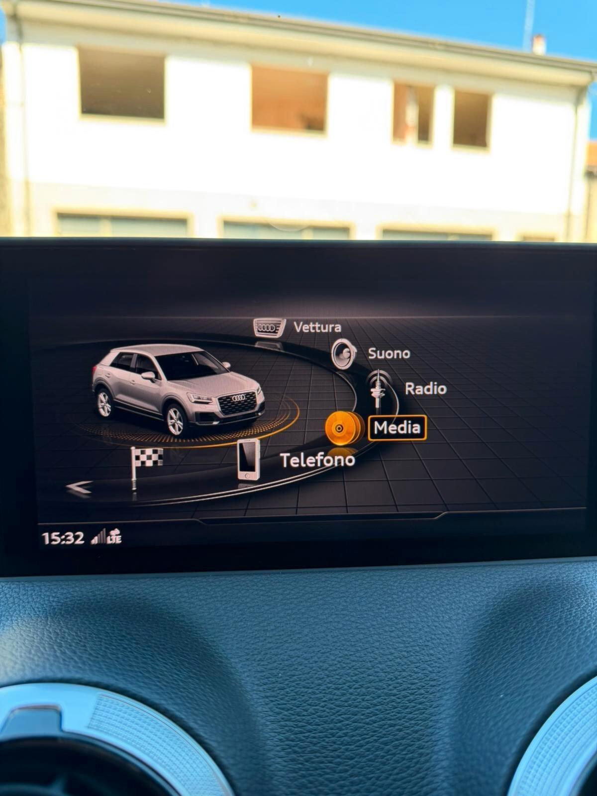 Audi Q2 35 TDI quattro S tronic line Edition