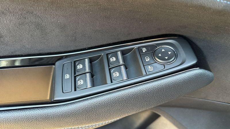 Renault Austral 2023 1.2 E-Tech full hybrid 200cv Techno Esprit