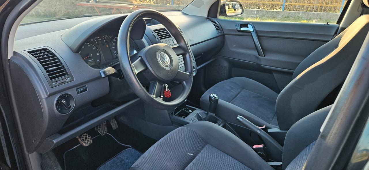 Volkswagen Polo 1.2/64CV 12V 5p. Comfortline