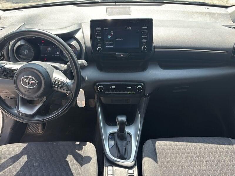 Toyota Yaris Hybrid Trend MY22