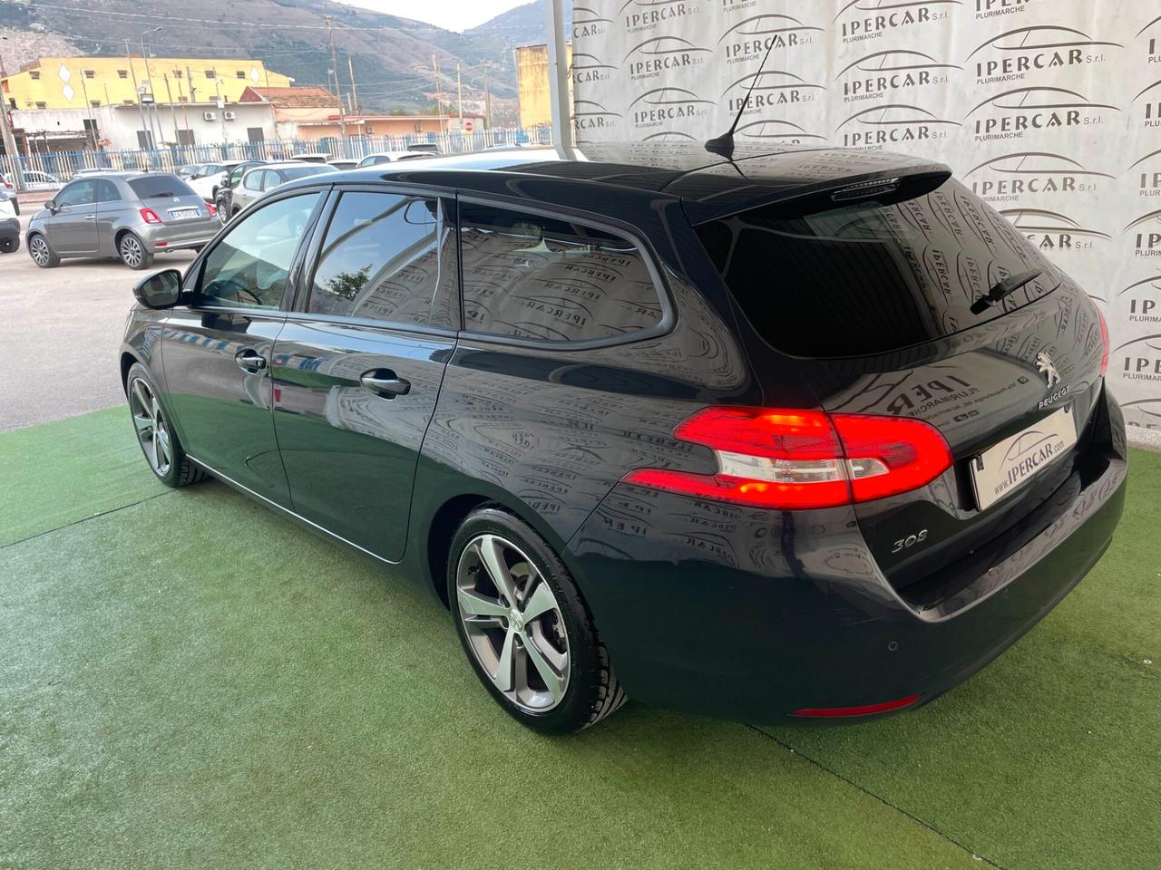 Peugeot 308 BlueHDi 130 S&S SW Tech Edition
