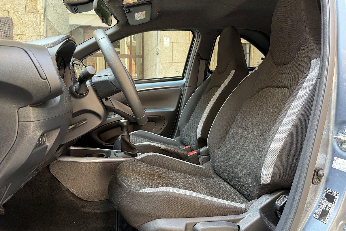 TOYOTA Aygo X 1.0 VVT-i 72 CV 5 porte Trend