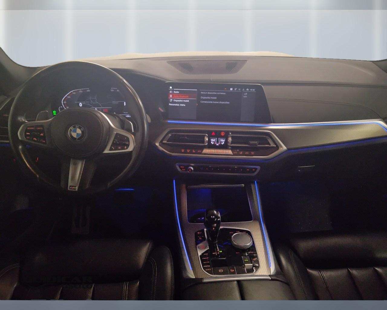 BMW X5 G05 2018 - X5 xdrive40d mhev 48V Msport auto 7p.ti