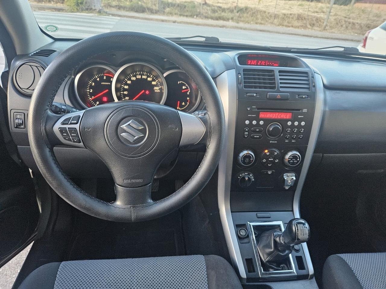 SUZUKI Grand Vitara 3porte 1.9TD 4x4 95kw 130cv