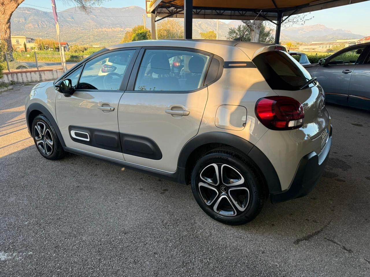 Citroen C3 PureTech 83 S&S C-Series