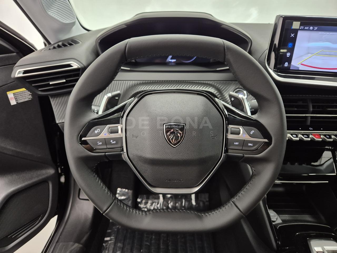 Peugeot 208 1.2 hybrid allure 110cv e-dcs 6