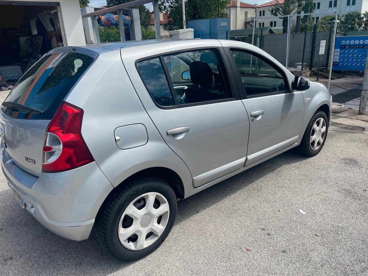 Dacia Sandero 1.4 8V GPL
