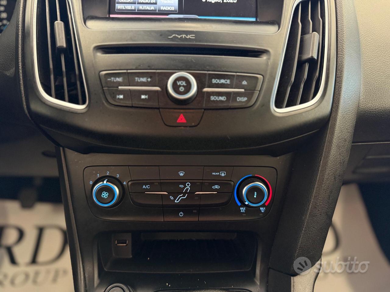 Ford Focus SW 1.5 tdci Titanium X s&s 120cv okneop