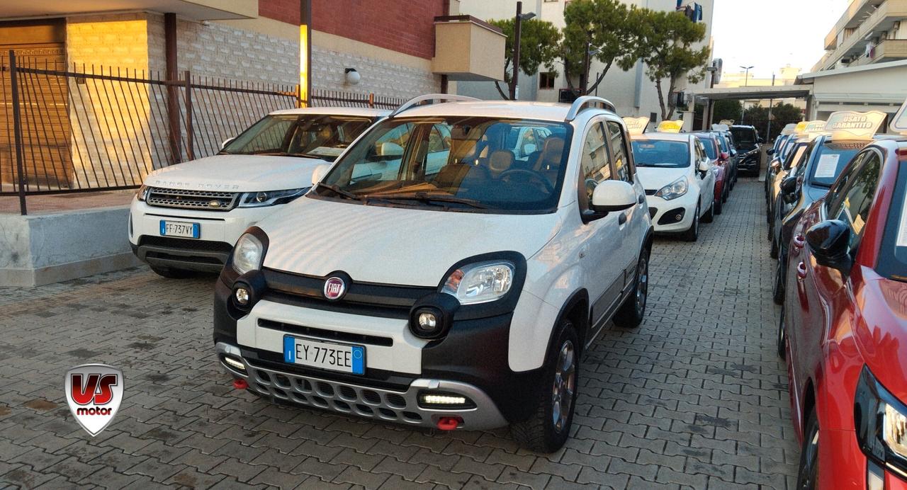 FIAT PANDA CROSS PREZZO BLACK WEEK