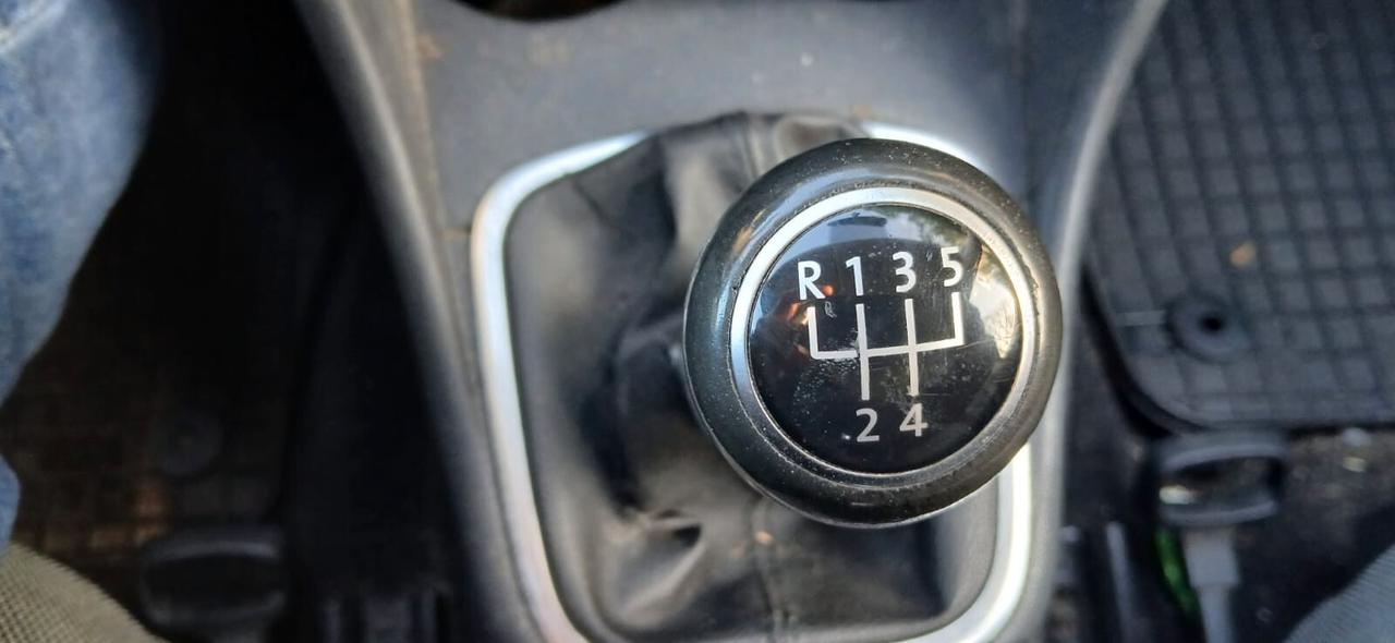 polo 1.4 benzina 5 porte clima cerchi in lega