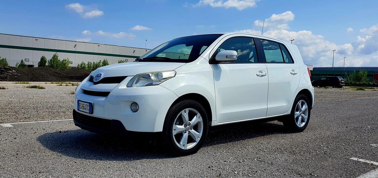 Toyota Urban Cruiser Urban Cruiser 1.4 D-4D AWD Lounge X