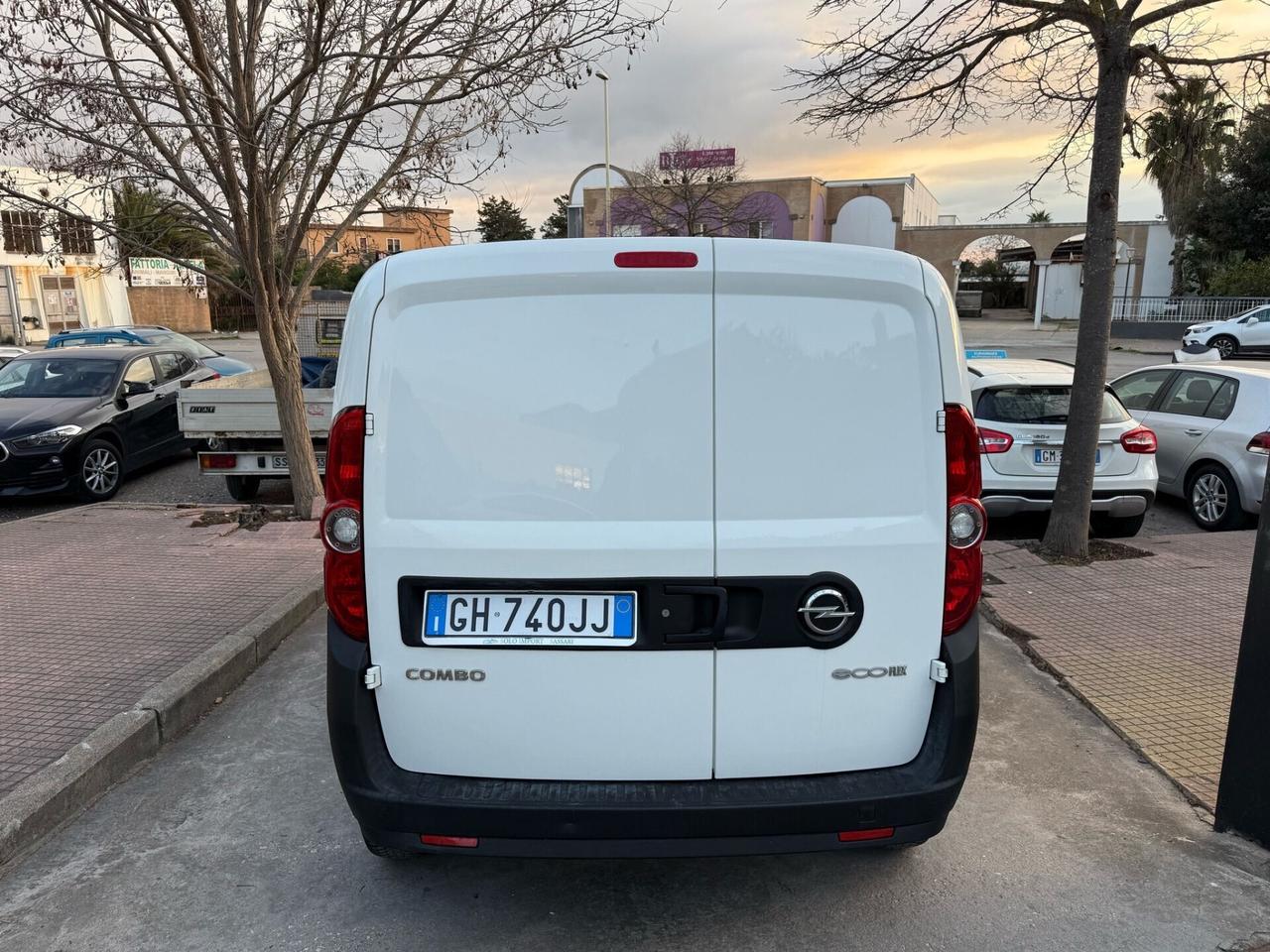 Opel Combo KM. 95.000! 1.3 CDTi 95CV N1