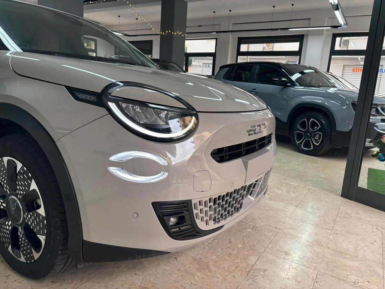 Fiat 600 Hybrid 100 CV DCT MHEV La Prima