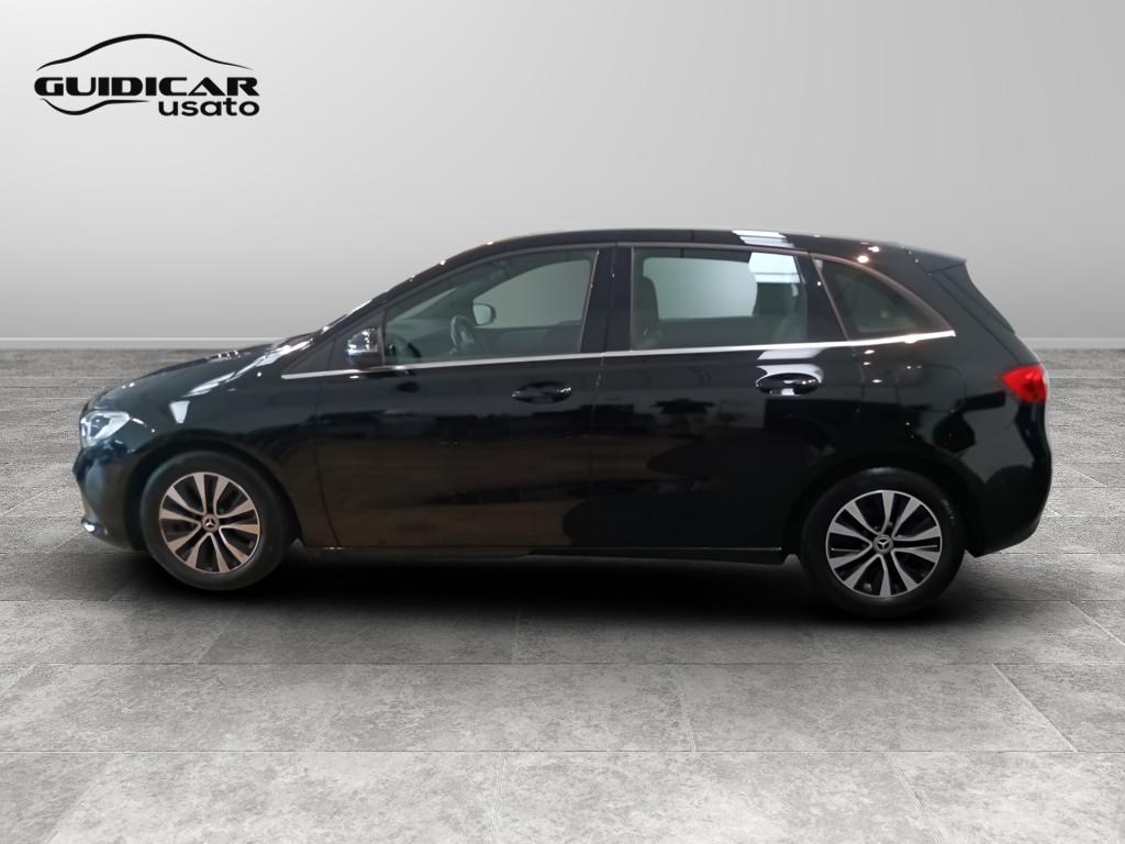 Mercedes-Benz Classe B - W247 2018 - B 180 d Sport auto