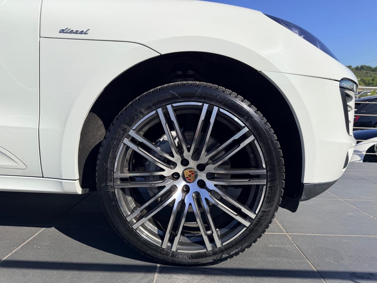Porsche Macan 3.0 S Diesel interamente ricondizionato in garanzia