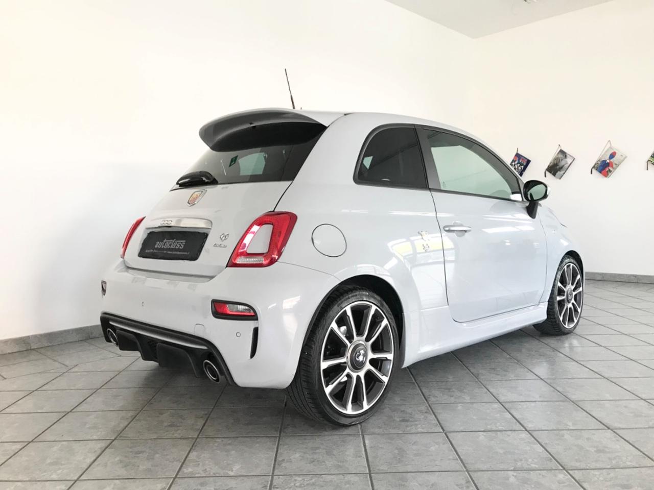 Abarth 595 1.4 Turbo T-Jet 165 CV Turismo