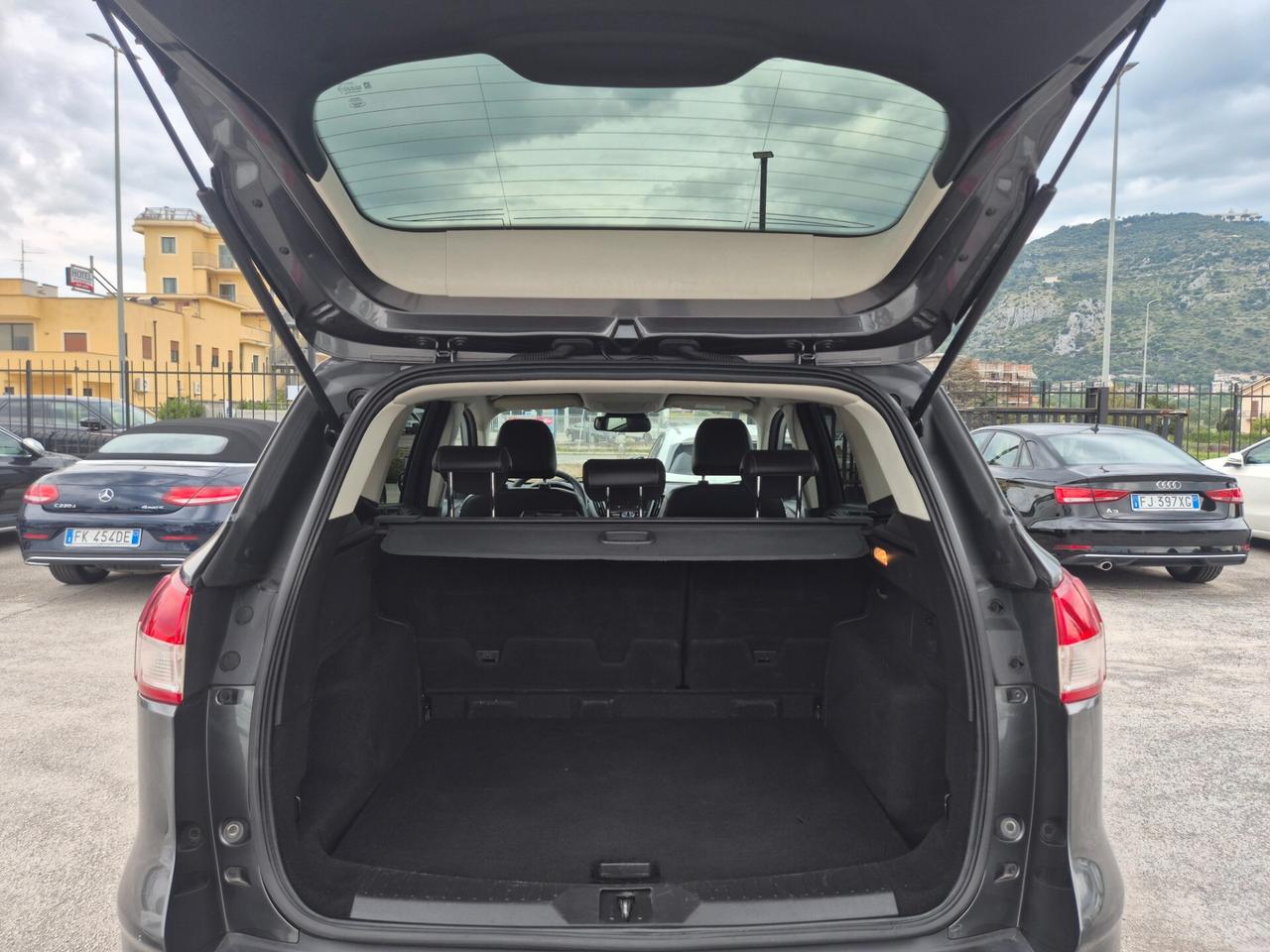 Ford Kuga 2.0 TDCI 150 CV S&S 4WD Titanium