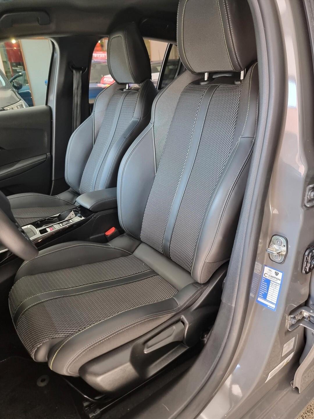 Peugeot 208 PureTech 100 Stop&Start 5 porte GT LINE ITALIANA