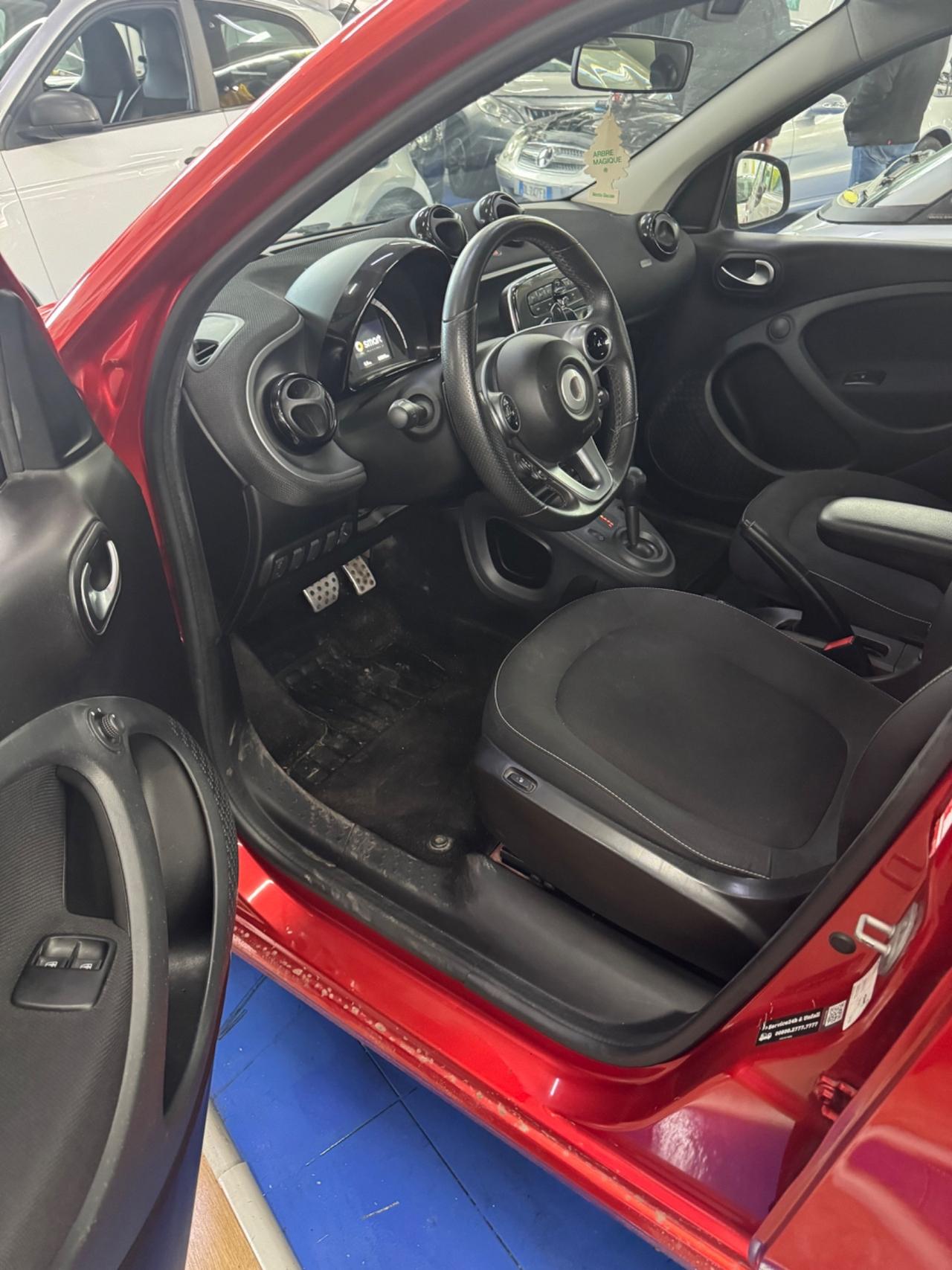 Smart ForFour 70 1.0 twinamic youngster