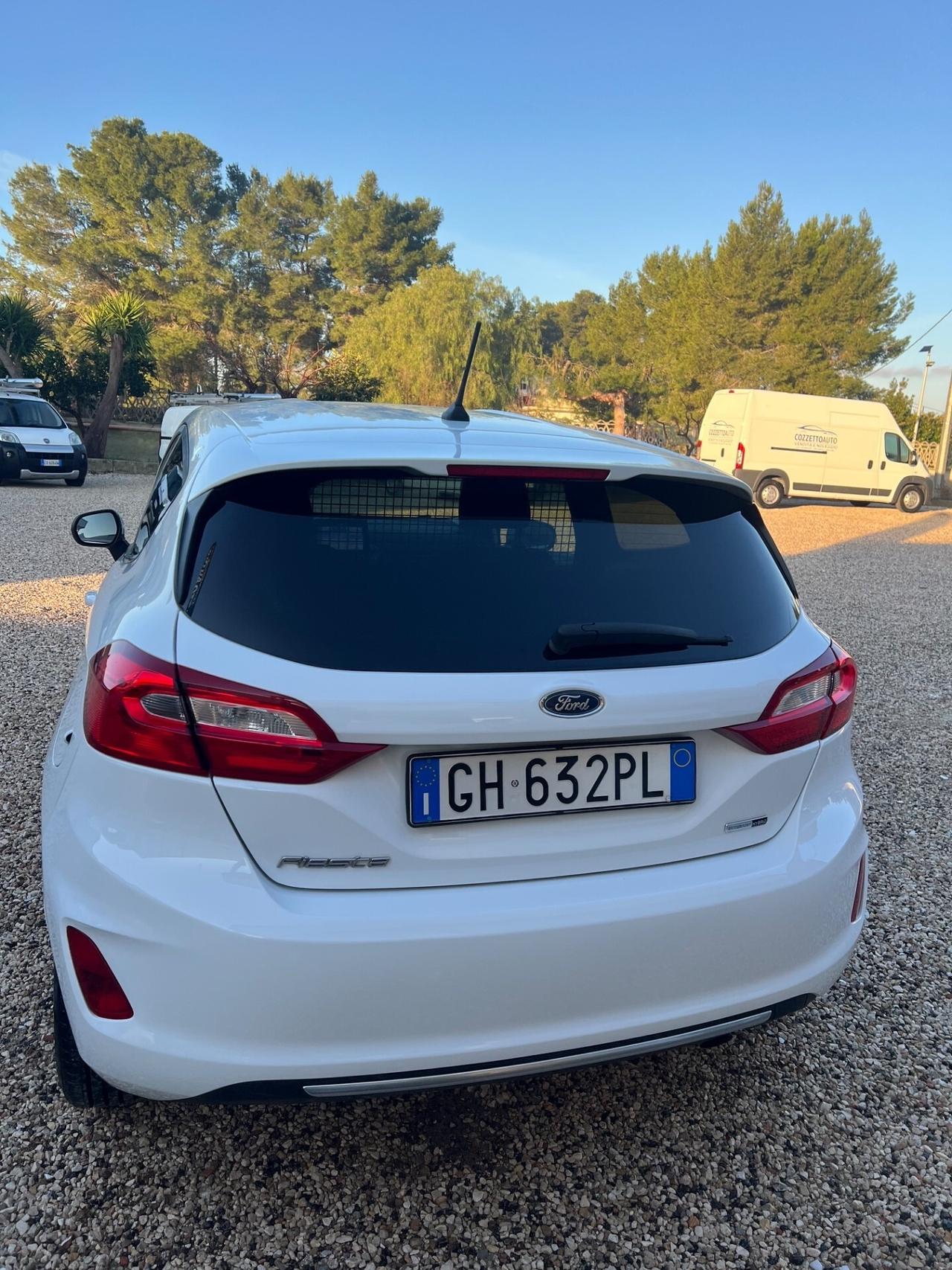 Ford Fiesta 1.0 benzina/hibryd 2021 autocarro