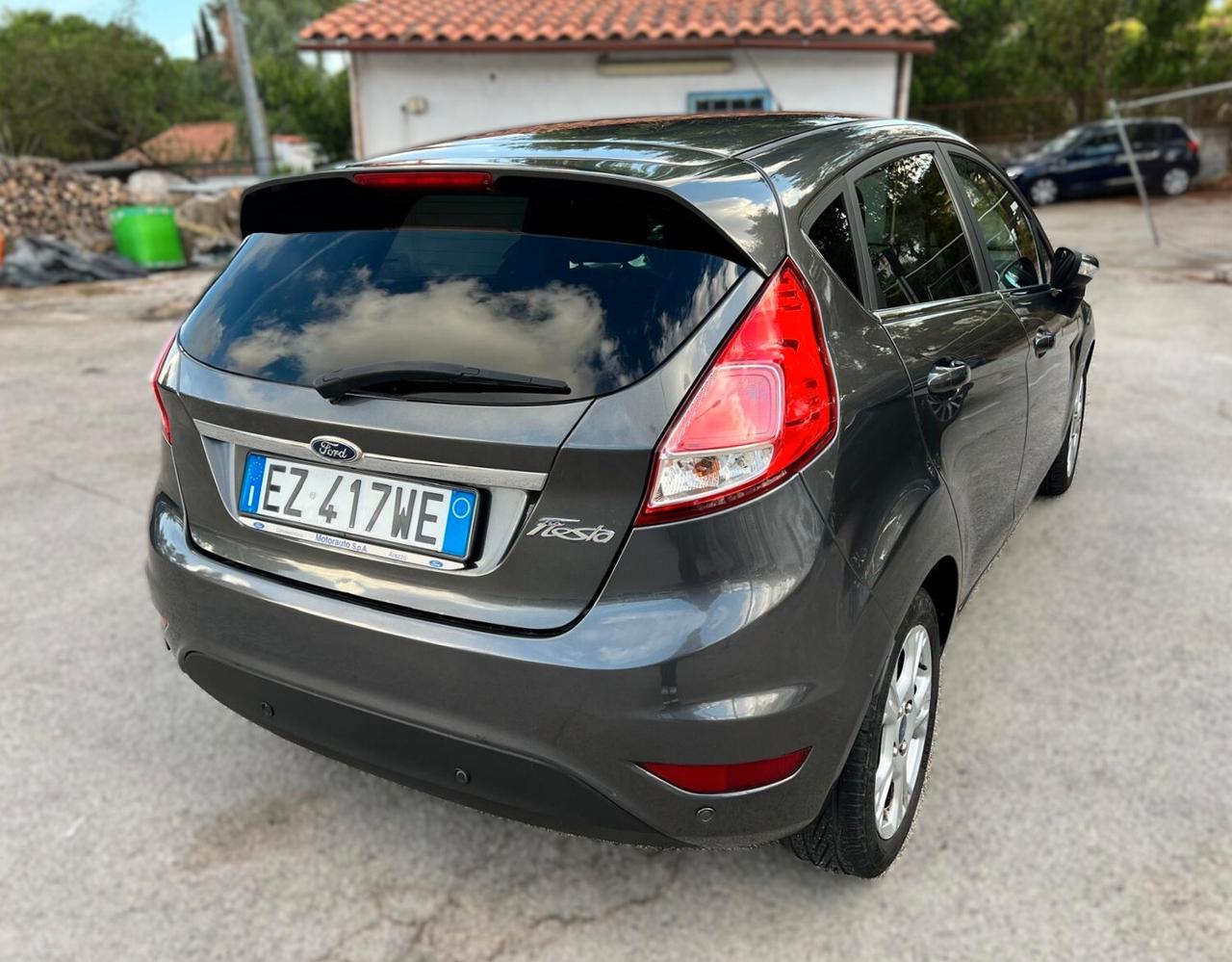 FORD FIESTA 1.5 TDCi 75CV 5P Black&White - 2015