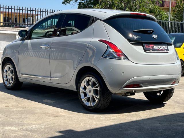 LANCIA Ypsilon 1.2 69 CV 5 porte GPL Ecochic Platinum