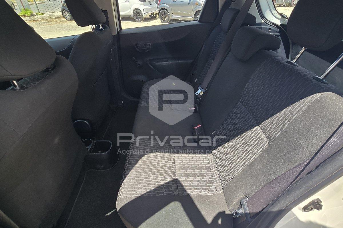 TOYOTA Yaris 1.0 5 porte