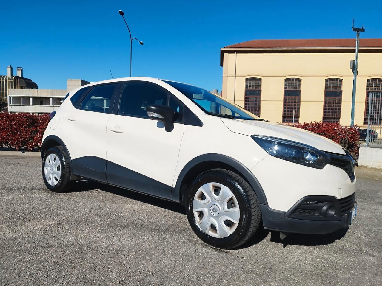 Renault Captur TCe 12V 90 CV - km 66900