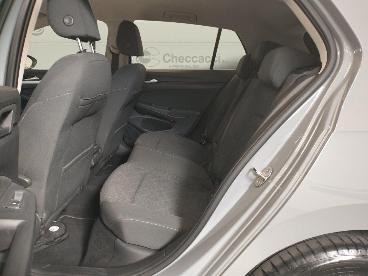 Volkswagen Golf 1.0 eTSI EVO DSG Life