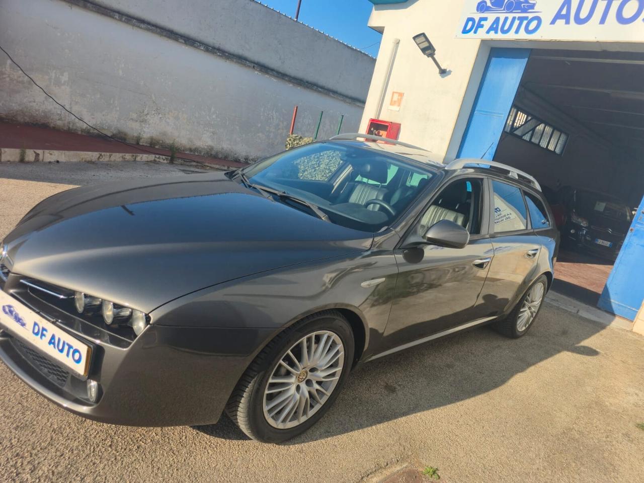 Alfa Romeo 159 2.4 JTDm 20V Sportwagon TI Q-Tronic