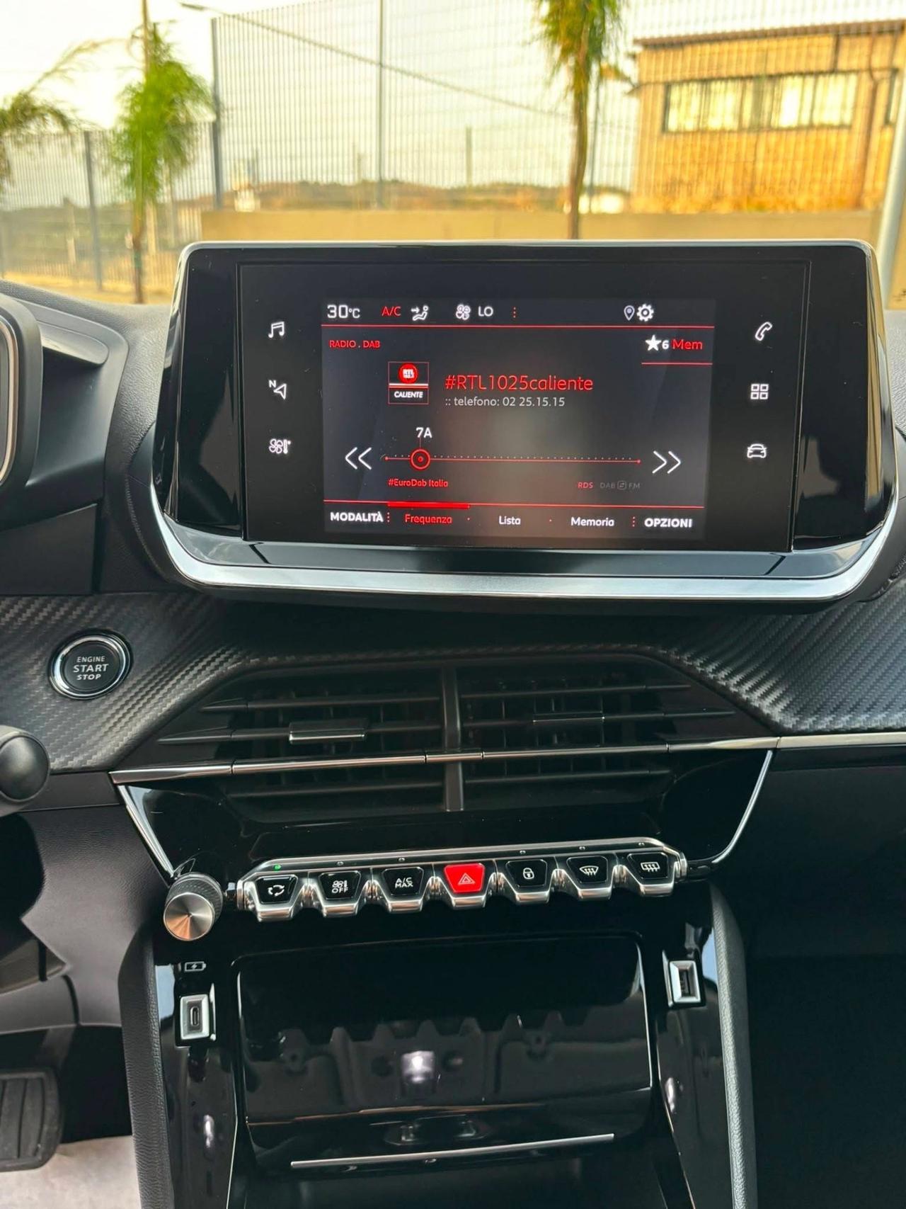 Peugeot 2008 BlueHDi 130 S&S EAT8 Allure