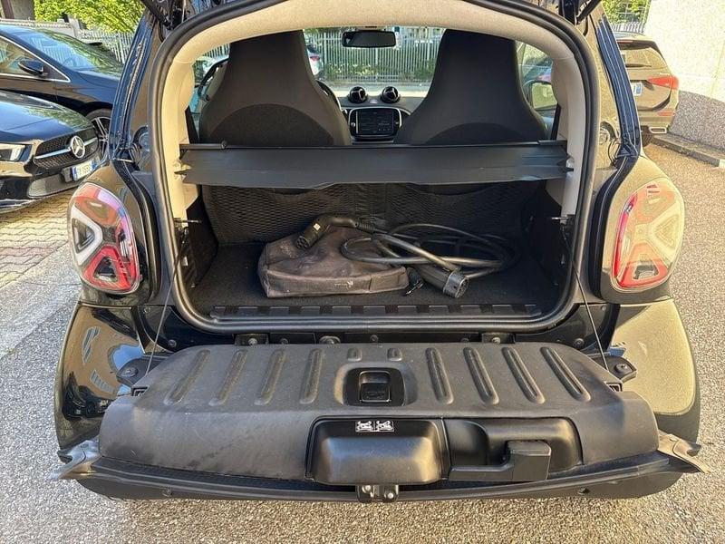 smart fortwo eq Pulse 22kW
