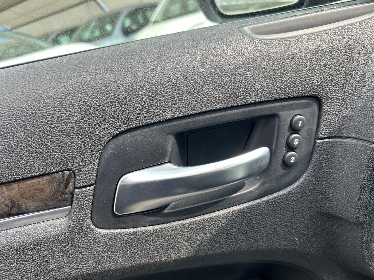 Lancia Thema 3.0 V6 mjt II Platinum 239cv auto