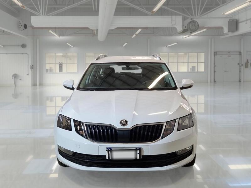 SKODA OCTAVIA WAGON 1.6 TDI EXECUTIVE